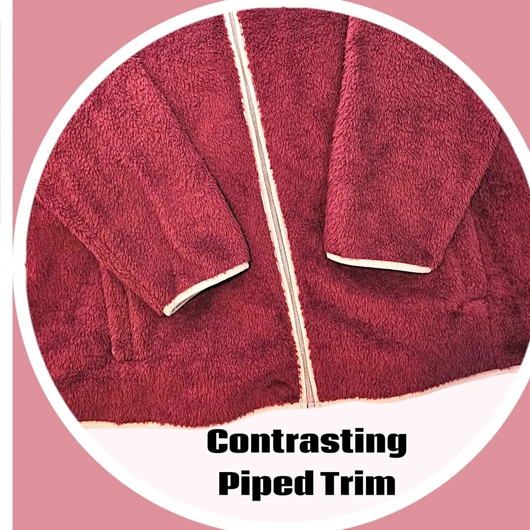 NWOT 3XL Longer Fleece Jacket w 2 Zip Pockets 32" image indicator(3)