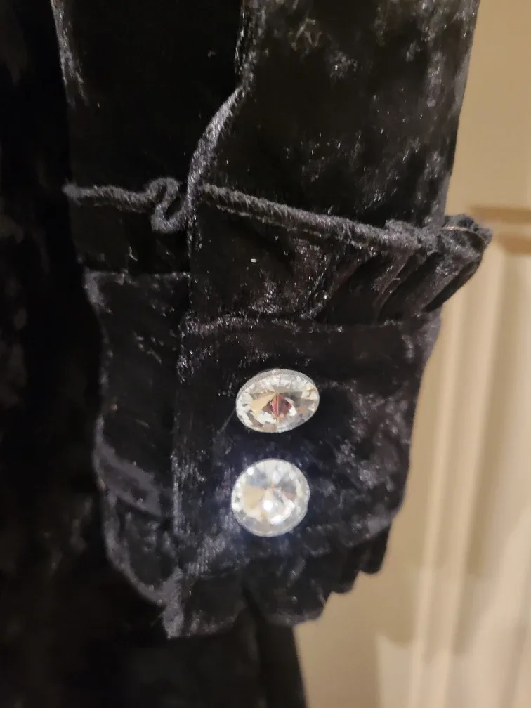 WOMEN'S MED BLACK VELVET DRESS image indicator(2)