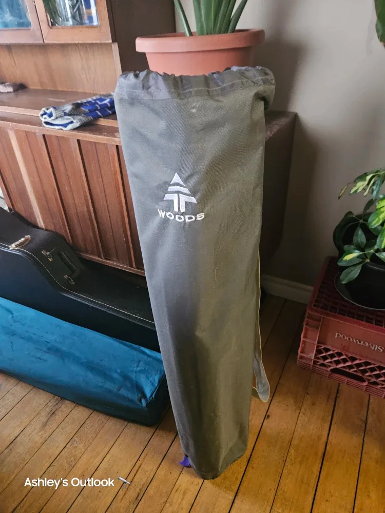 Two Woods camping cot like new