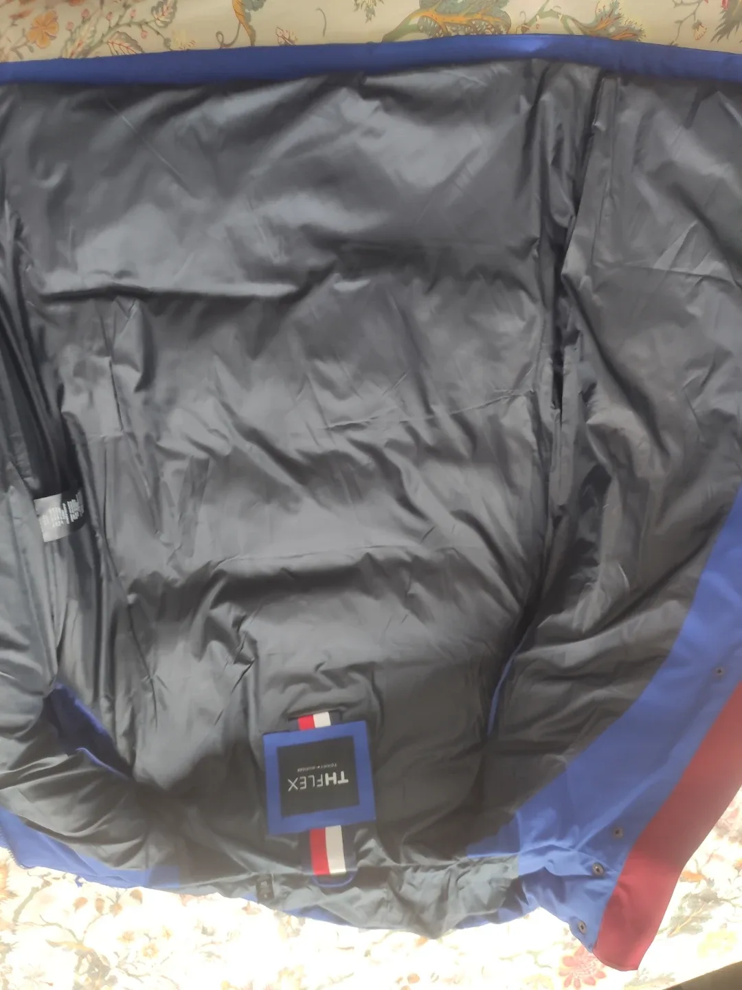 Tommy Hilfiger Blue Puffer Jacket - Size S image indicator(5)