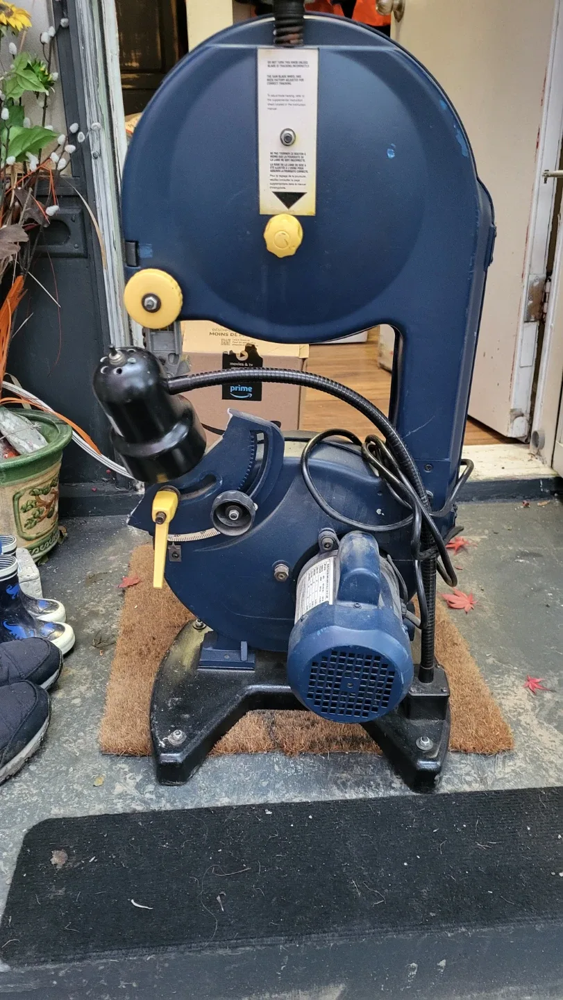 Mastercraft 9" Band Saw/Scie à ruban