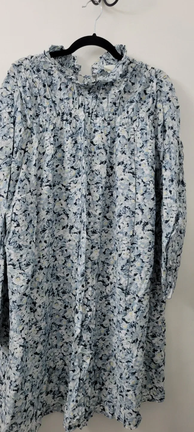 H&M Floral Print Dress - Size XL image indicator(2)