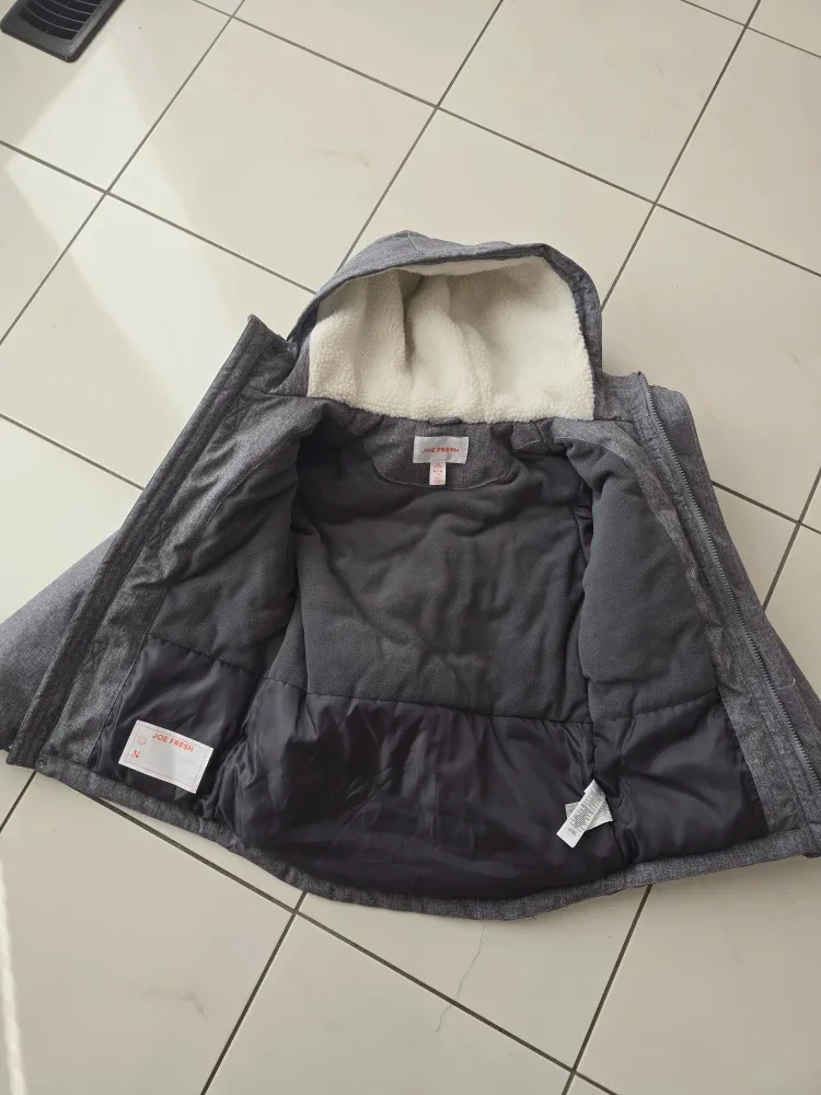 Joe Fresh Grey Winter Jacket - Size 7/8 image indicator(2)