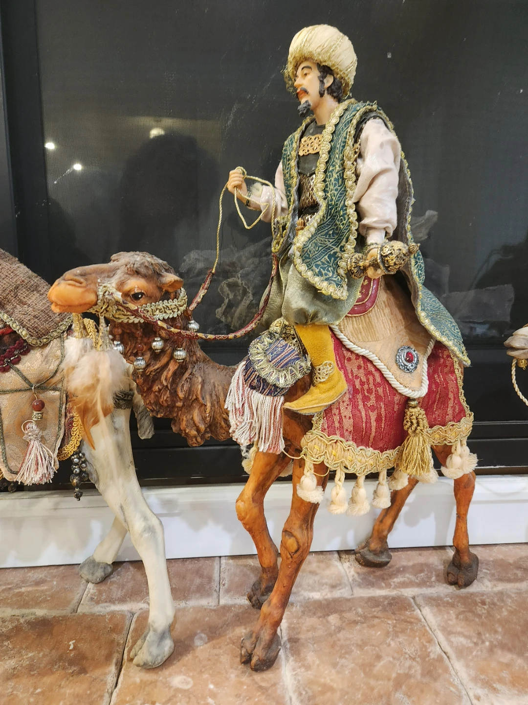 Three Kings Nativity Figures - photo 3