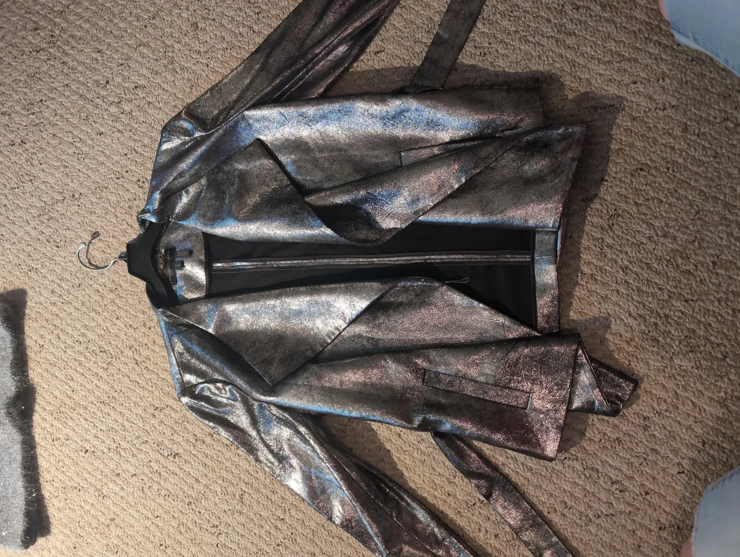 Donna Karan New York Silver Jacket - Size M image indicator(2)