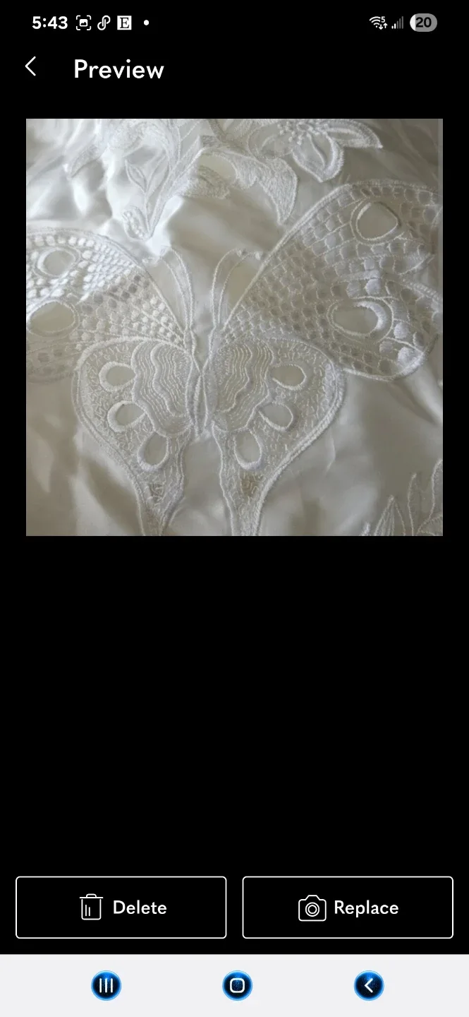 White Embroidered Wedding Dress image indicator(5)