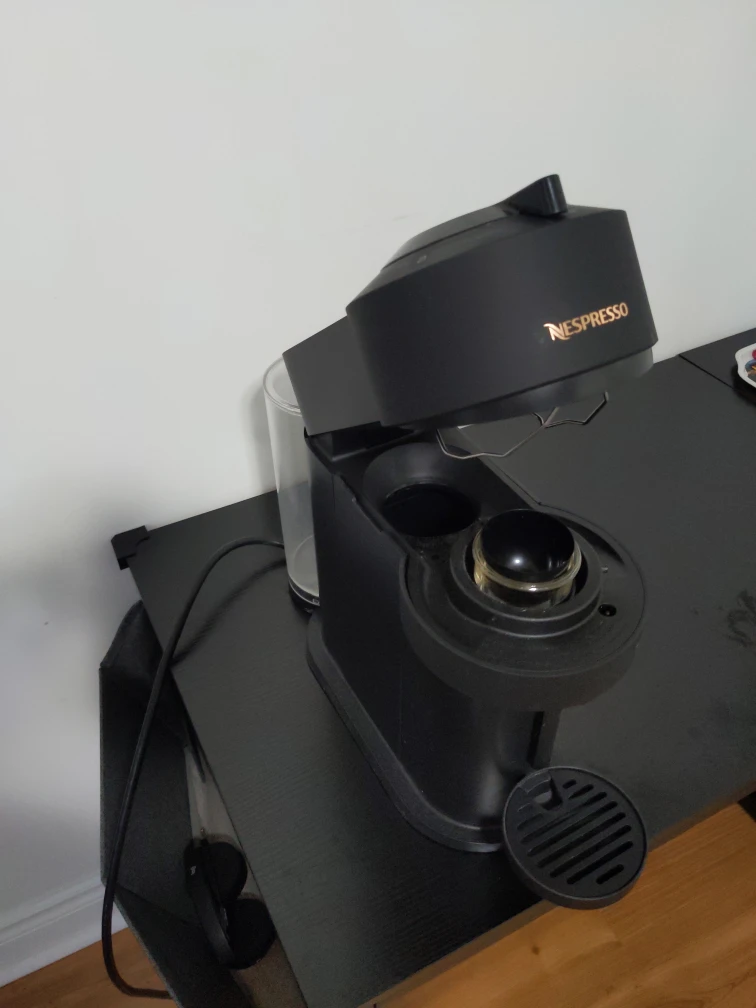 Nespresso Vertuo Next Coffee Machine - Black - photo 2