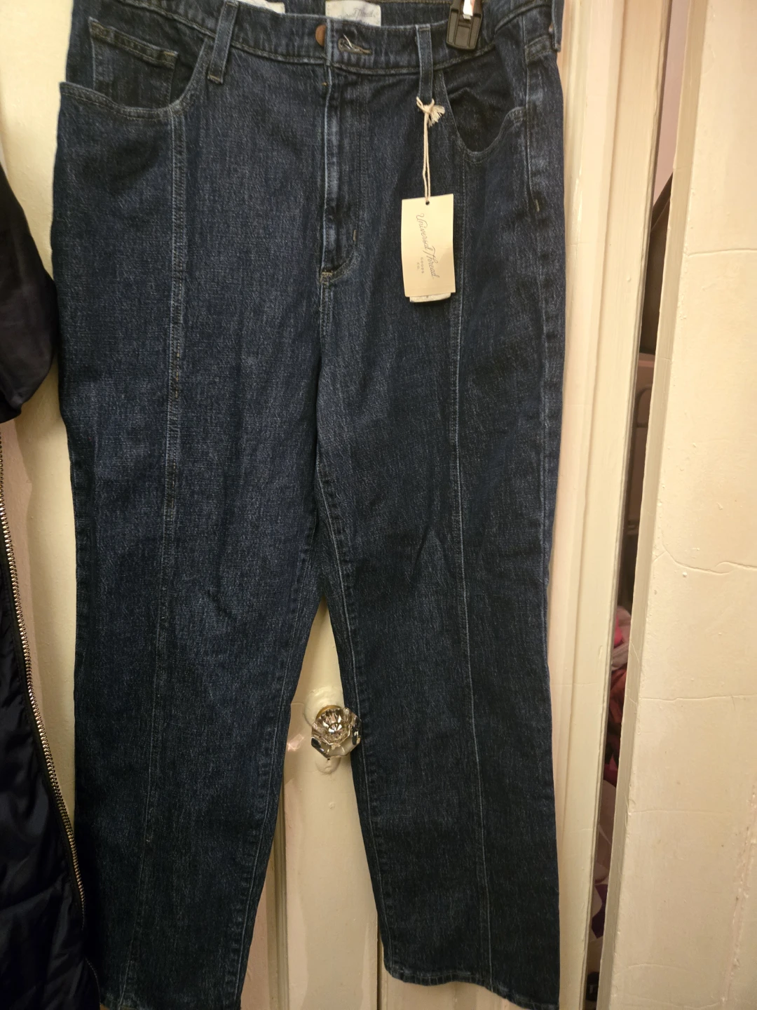 Universal Thread sz 14 and waist. 33 regualr jeans women