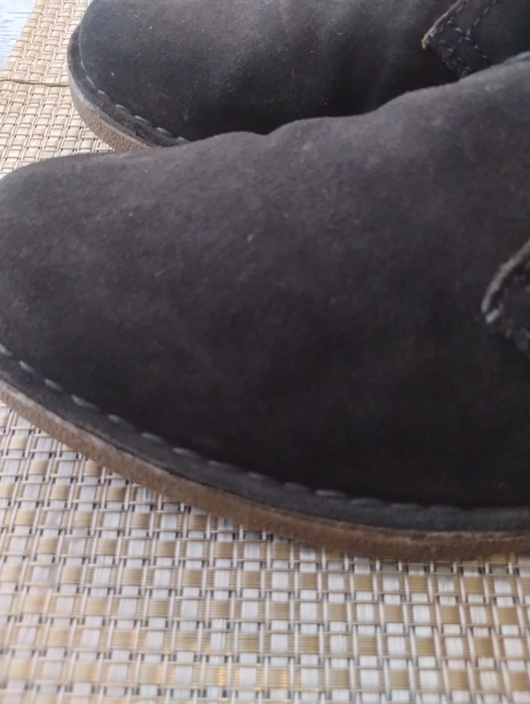 Clarks Black Suede Desert Boots - photo 5