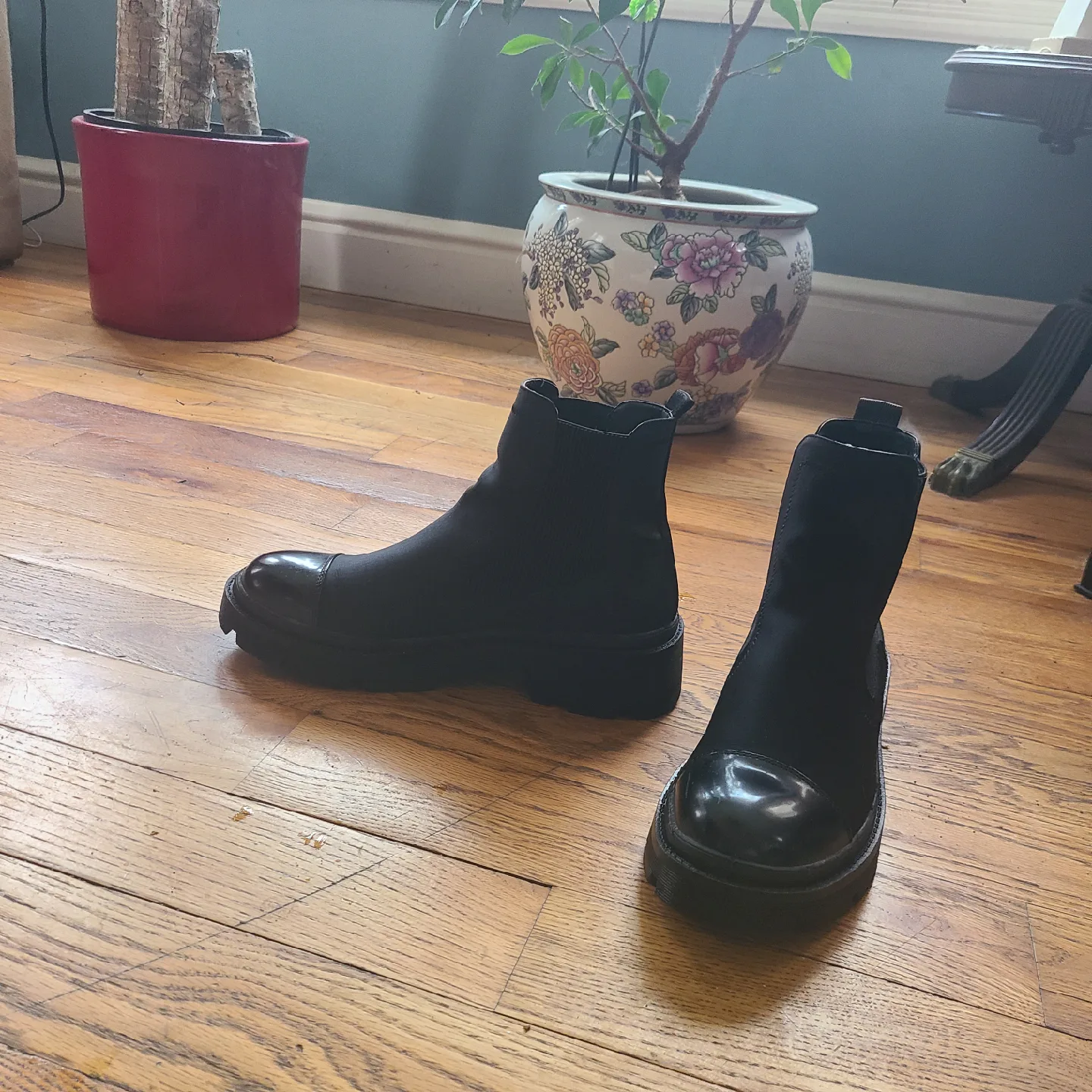 Zara Black Ankle Boots image indicator(4)