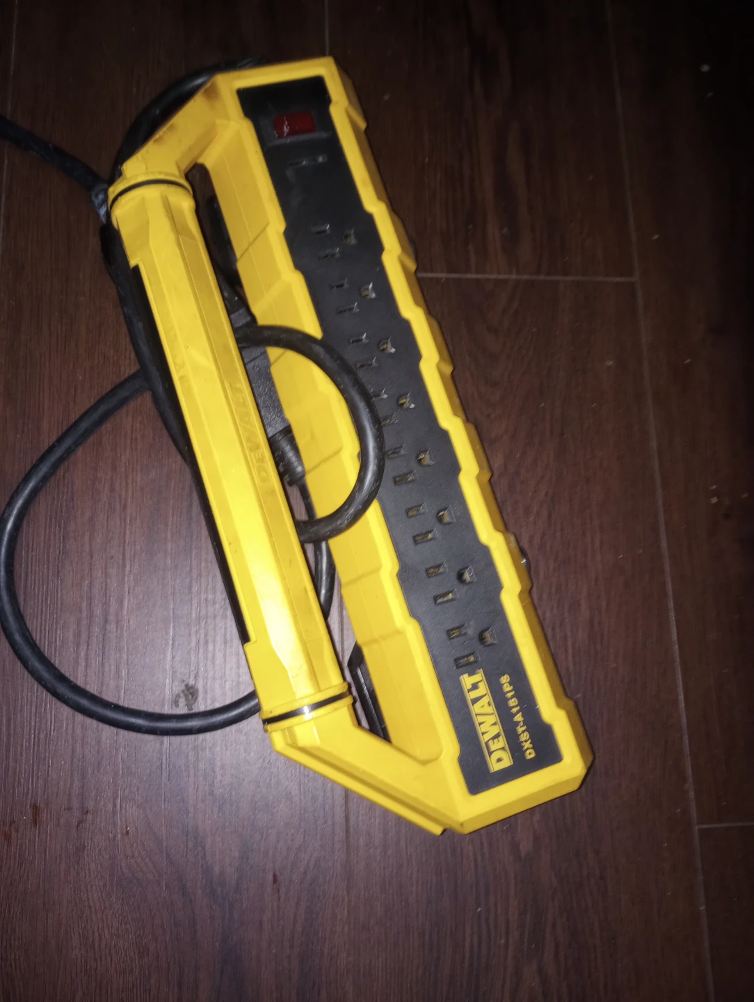 DeWalt DXS140 1800 Lumens LED Work Light - photo 2