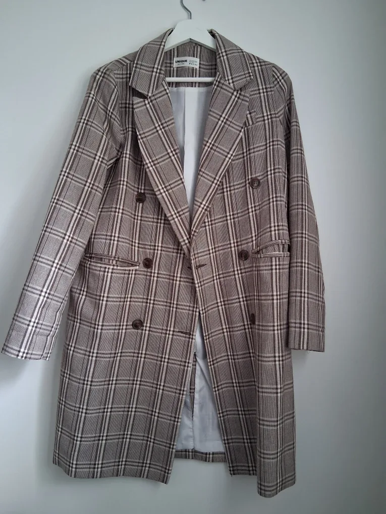 Long plaid blazer