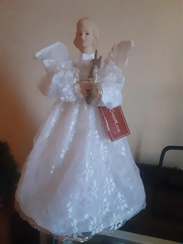 Cheri Lane Angel Figurine