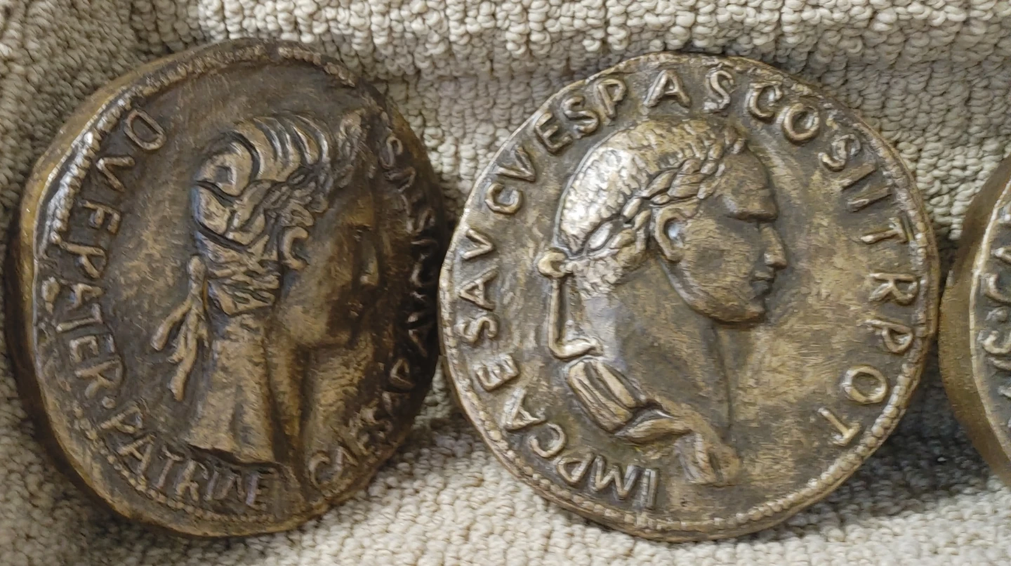 Roman Emperor Busts & Coins - Bronze Finish - photo 2