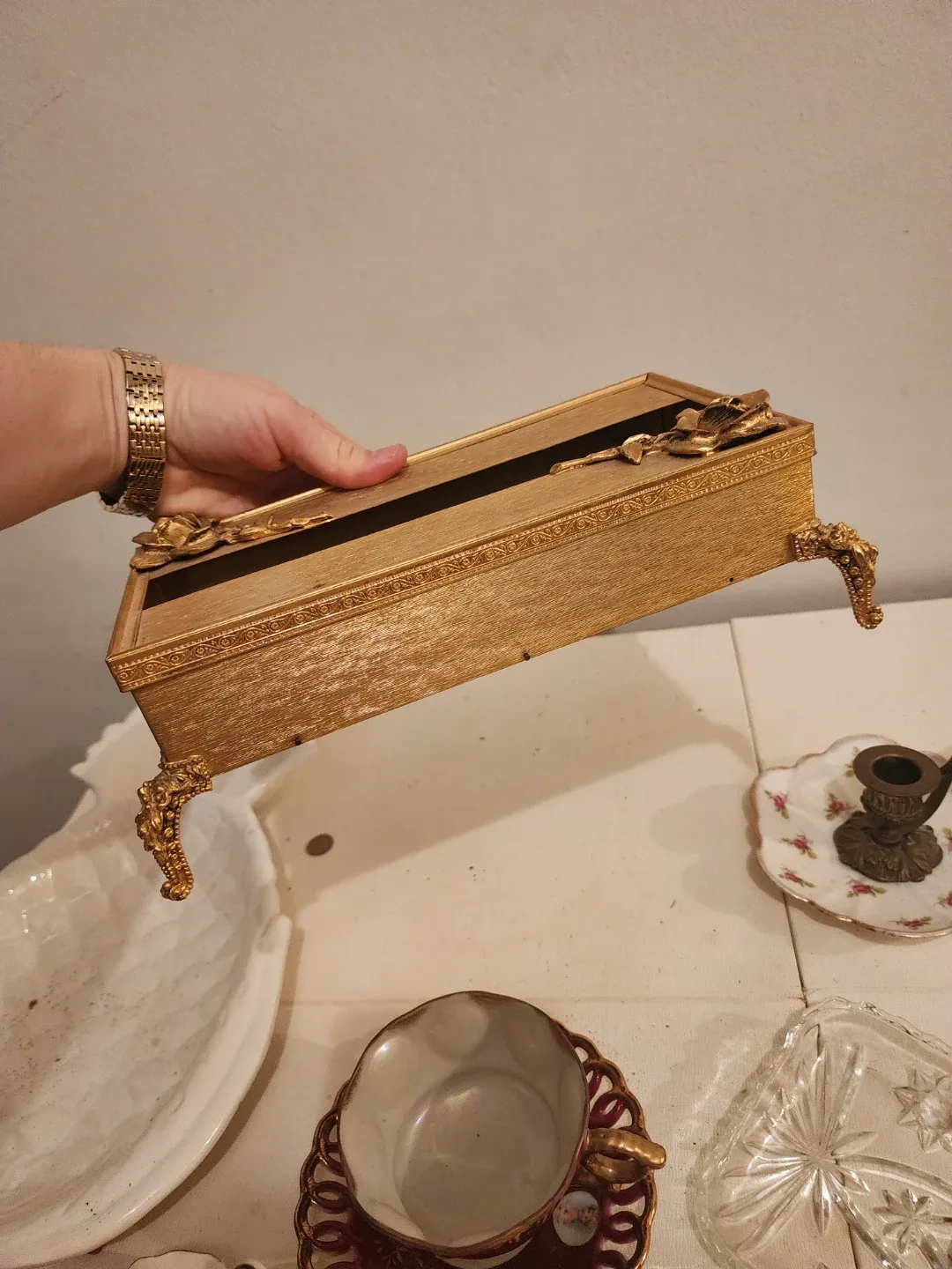 Vintage Gold Tissue Box Cover and other home pieces image indicator(3)