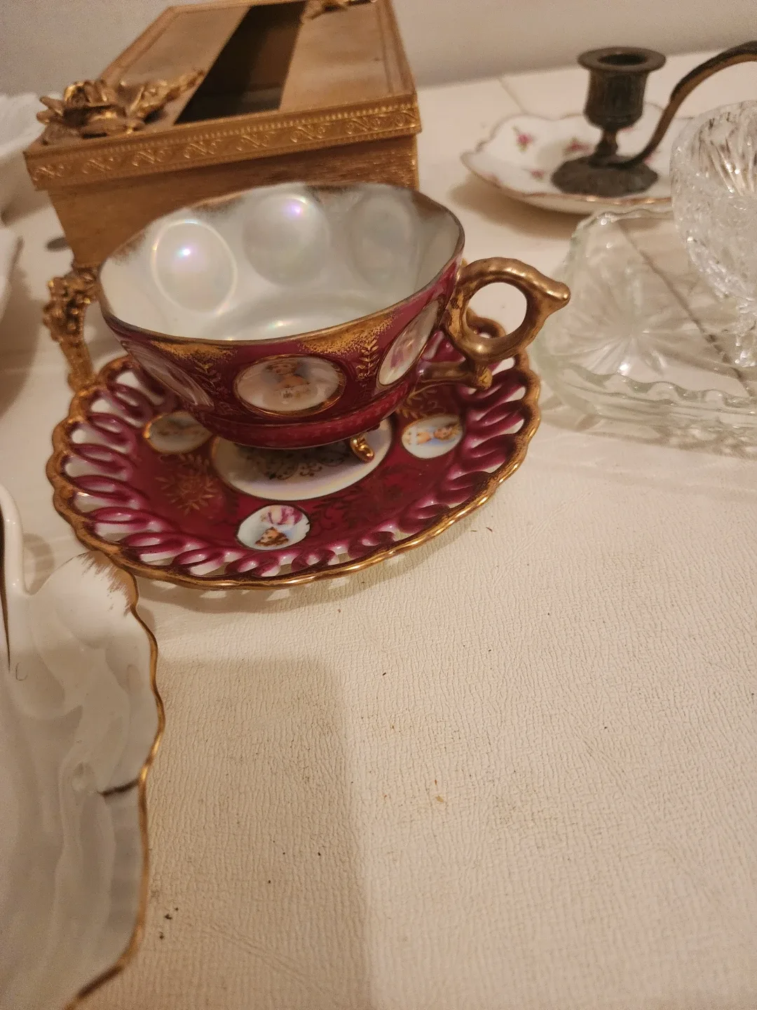 Vintage Gold Tissue Box Cover and other home pieces image indicator(8)