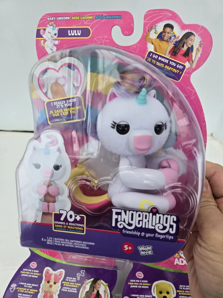 3 brand new fingerlings toys - photo 4