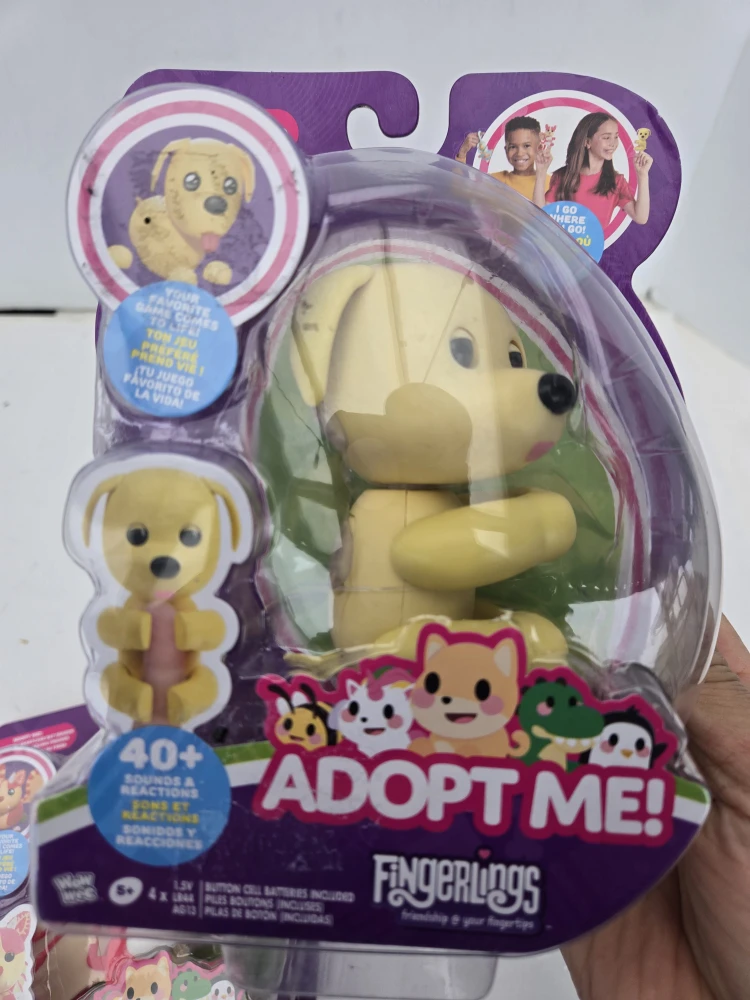 3 brand new fingerlings toys - photo 5