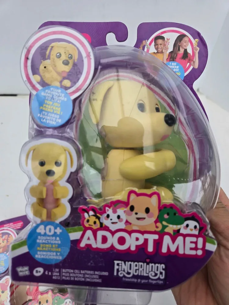 3 brand new fingerlings toys image indicator(5)