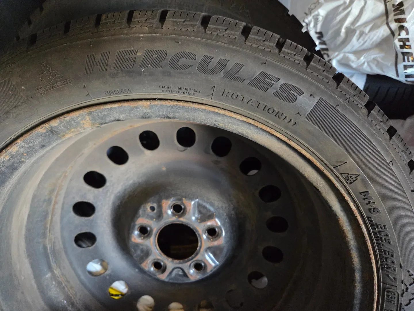 205/50R17 Winter Tires and Wheeles image indicator(9)