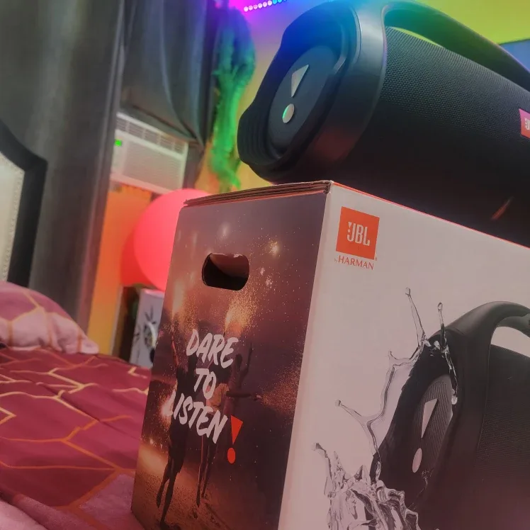 JBL Boombox 2 - Portable Bluetooth Speaker