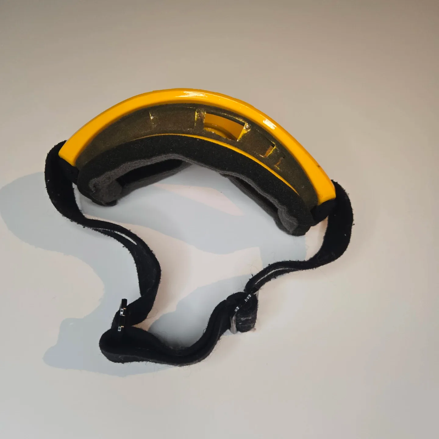 Oakley Ski/Snowboard Goggles - Yellow image indicator(3)