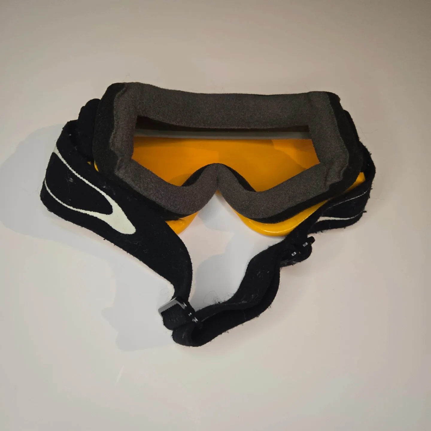 Oakley Ski/Snowboard Goggles - Yellow image indicator(4)