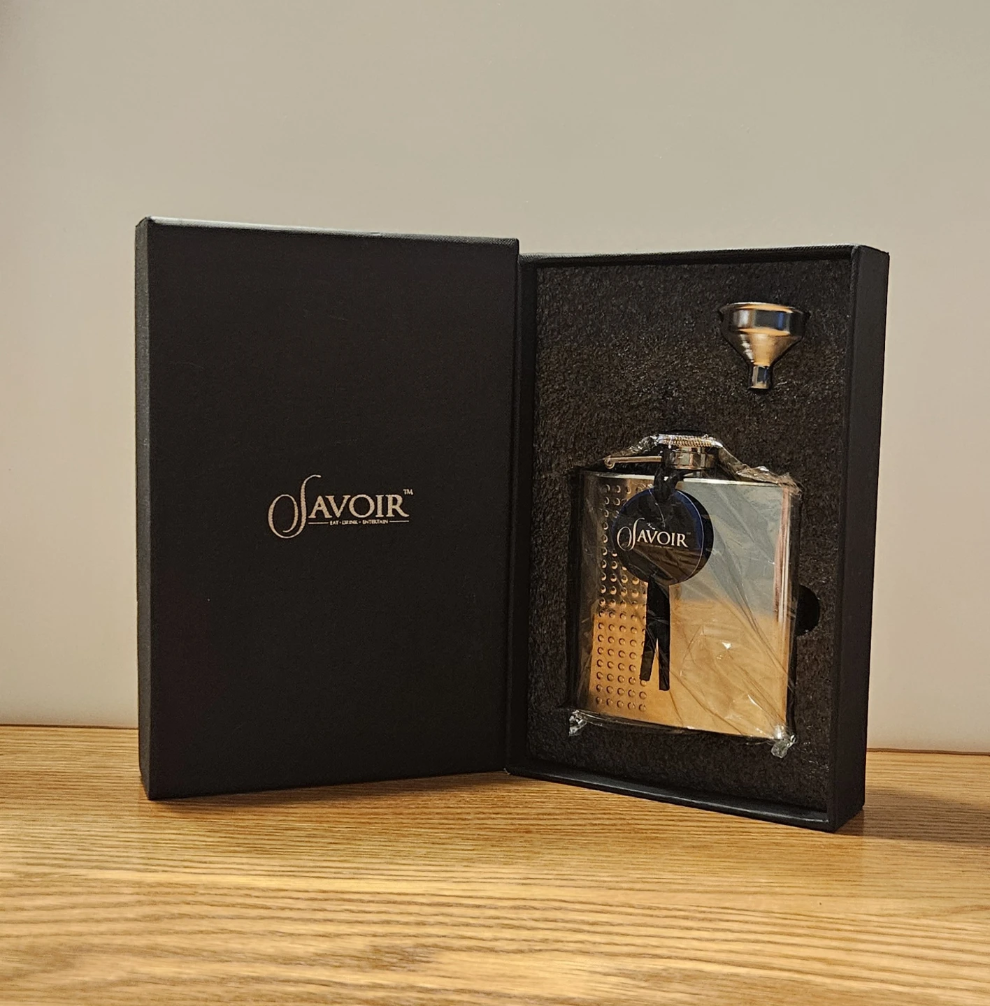 🥃 Savoir Stainless Steel Flask Gift Set – BRAND NEW IN BOX! 🎁✨ 🥕 - photo 3