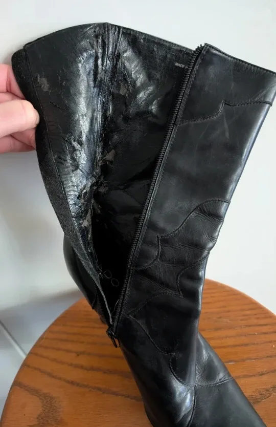 Stylish Black Faux Leather Aldo Boots - Size 10 image indicator(5)