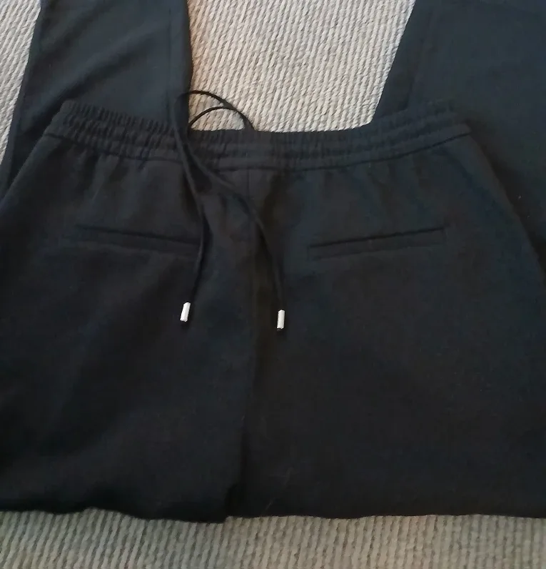 H&M Black Jogger Pants - Size 40 image indicator(4)