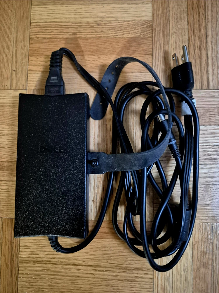 Dell AC/DC Adapter DA130PE1-00 Charger - photo 2