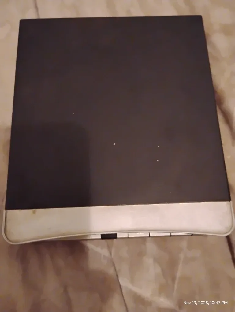 LG BP330 Blu-ray Disc/DVD Player image indicator(7)