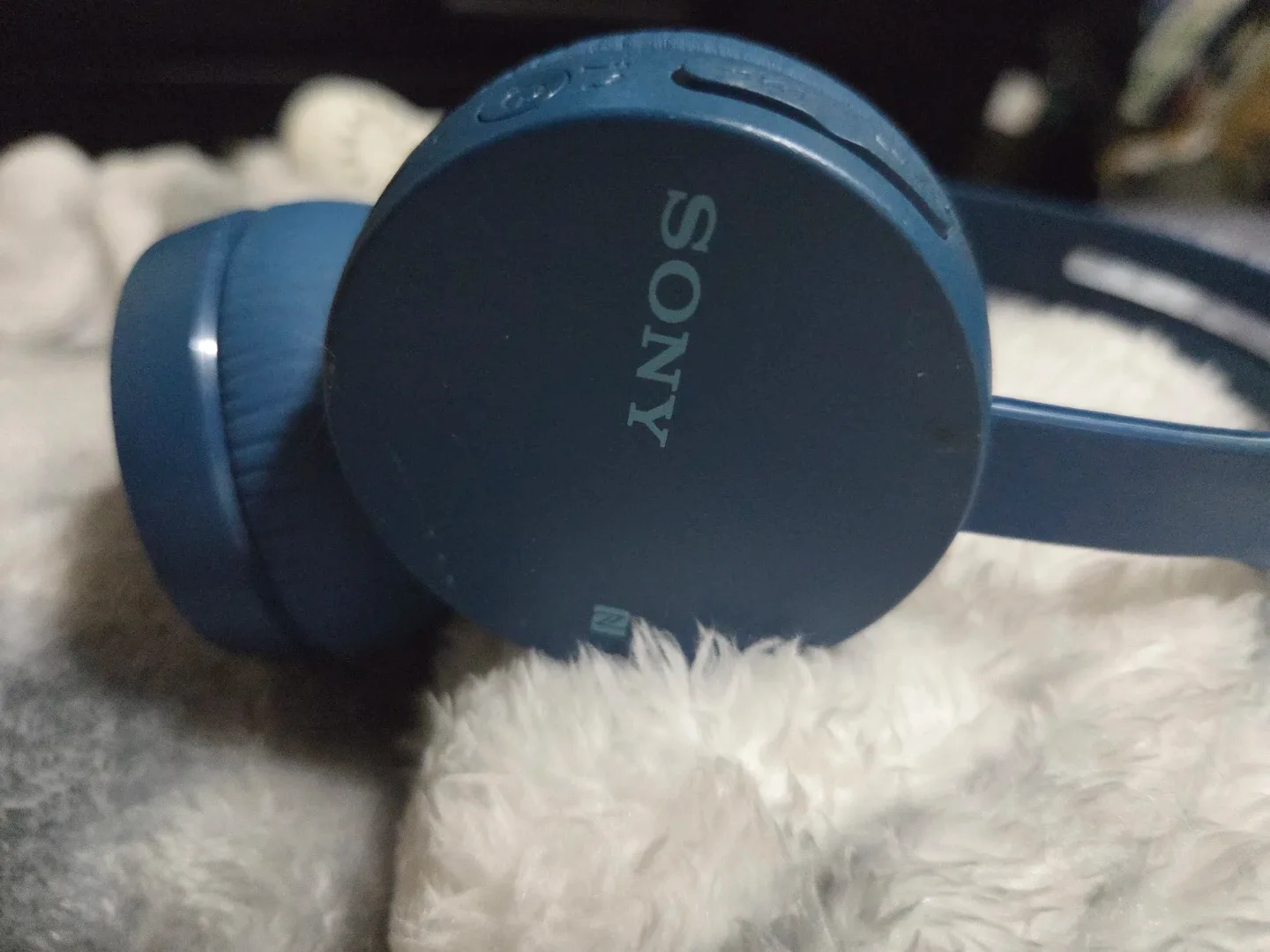 Sony Wireless Headphones - Blue thumbnail