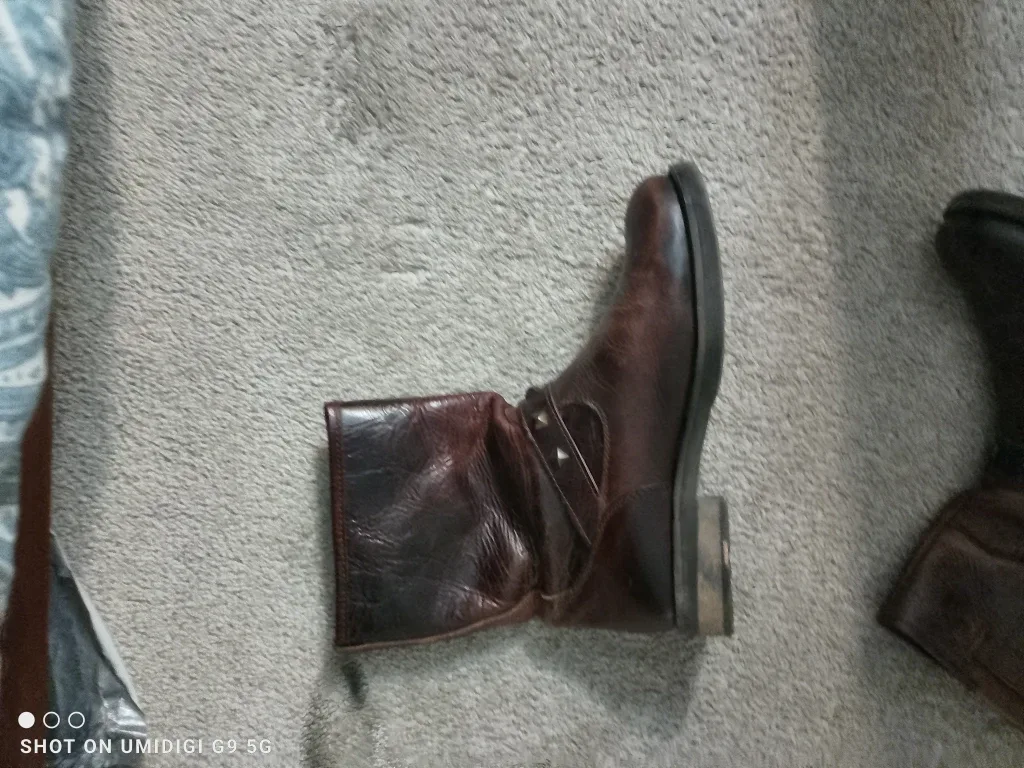 Brown Leather Motorcycle Boots - Size 11 image indicator(2)