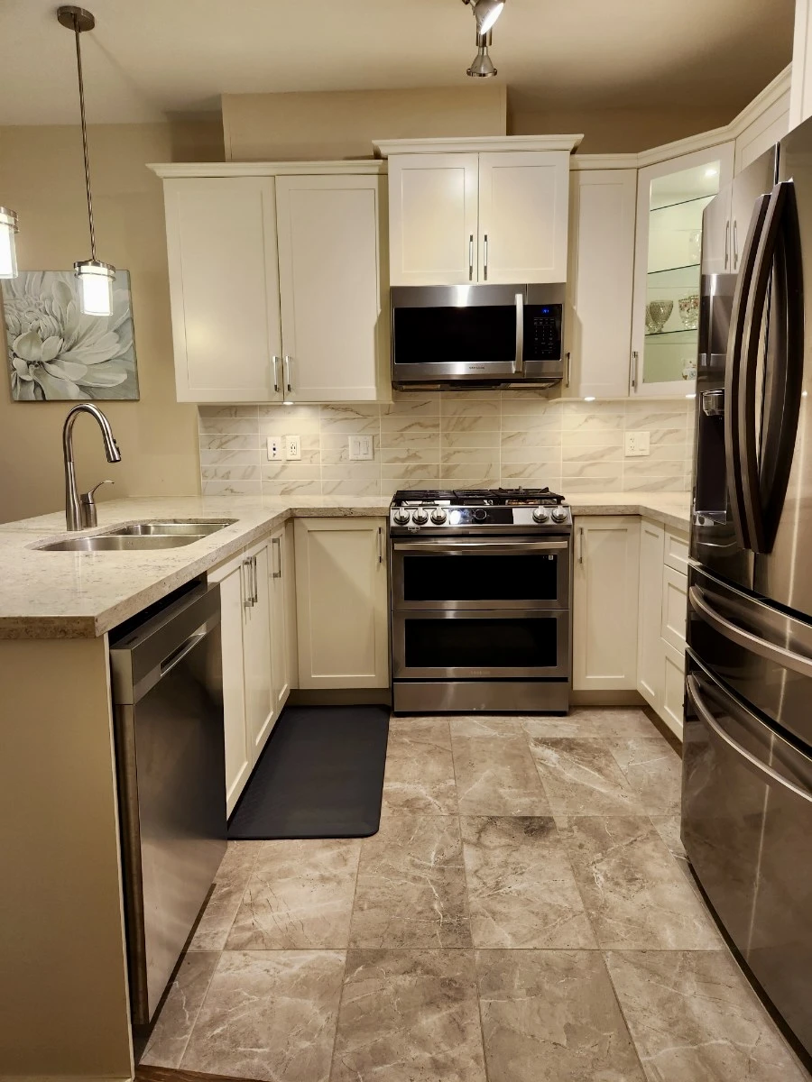 Condo at Yorkson Park 2 Bedroom + Flex Room + 2 Bath (Langley) - photo 3