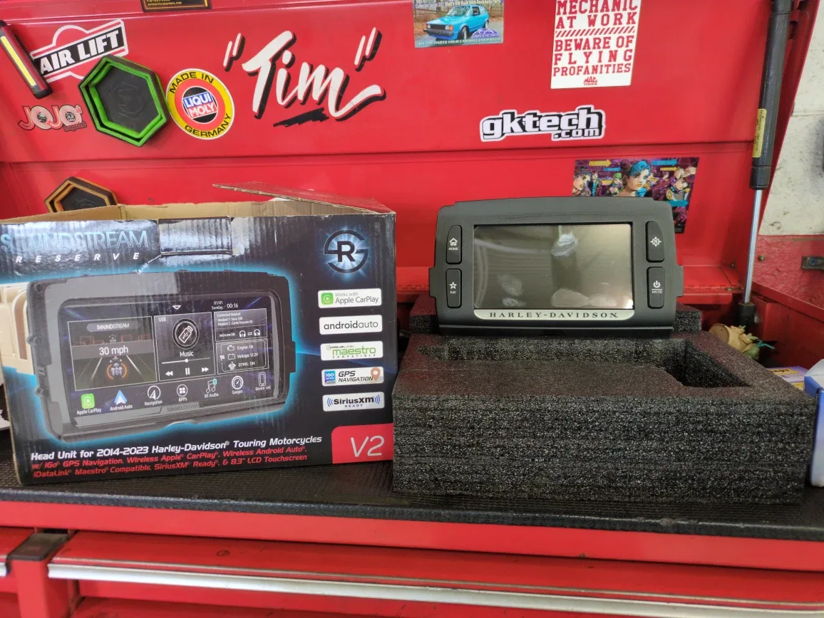 Harley-Davidson Soundstream Reserve V2 Head Unit image indicator(2)