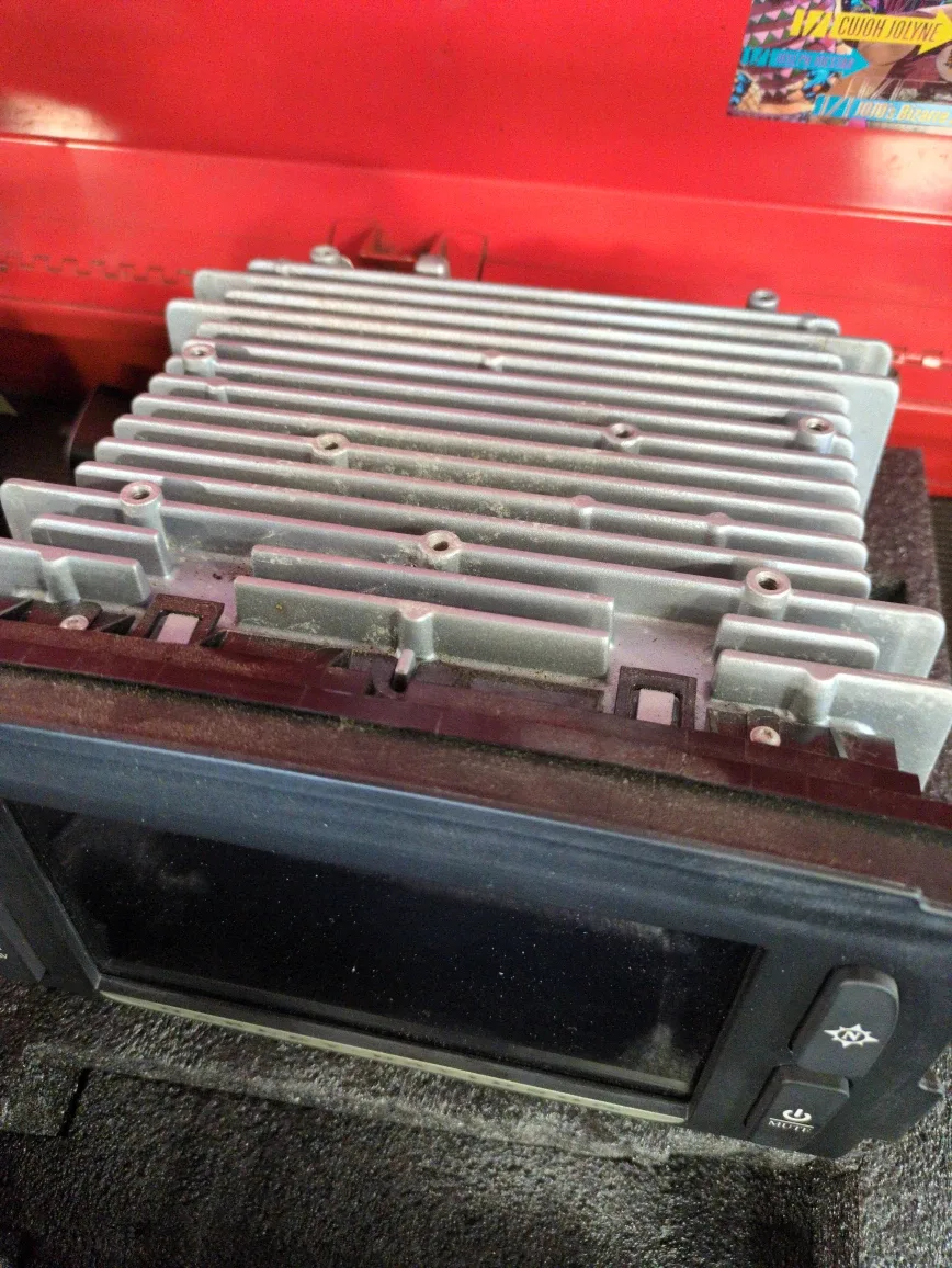 Harley-Davidson Soundstream Reserve V2 Head Unit image indicator(4)