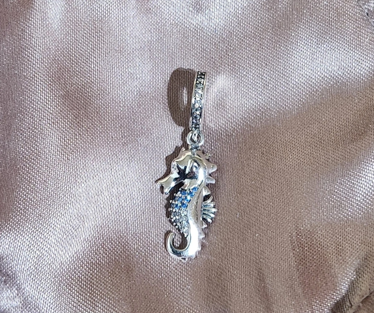 Seahorse Charm