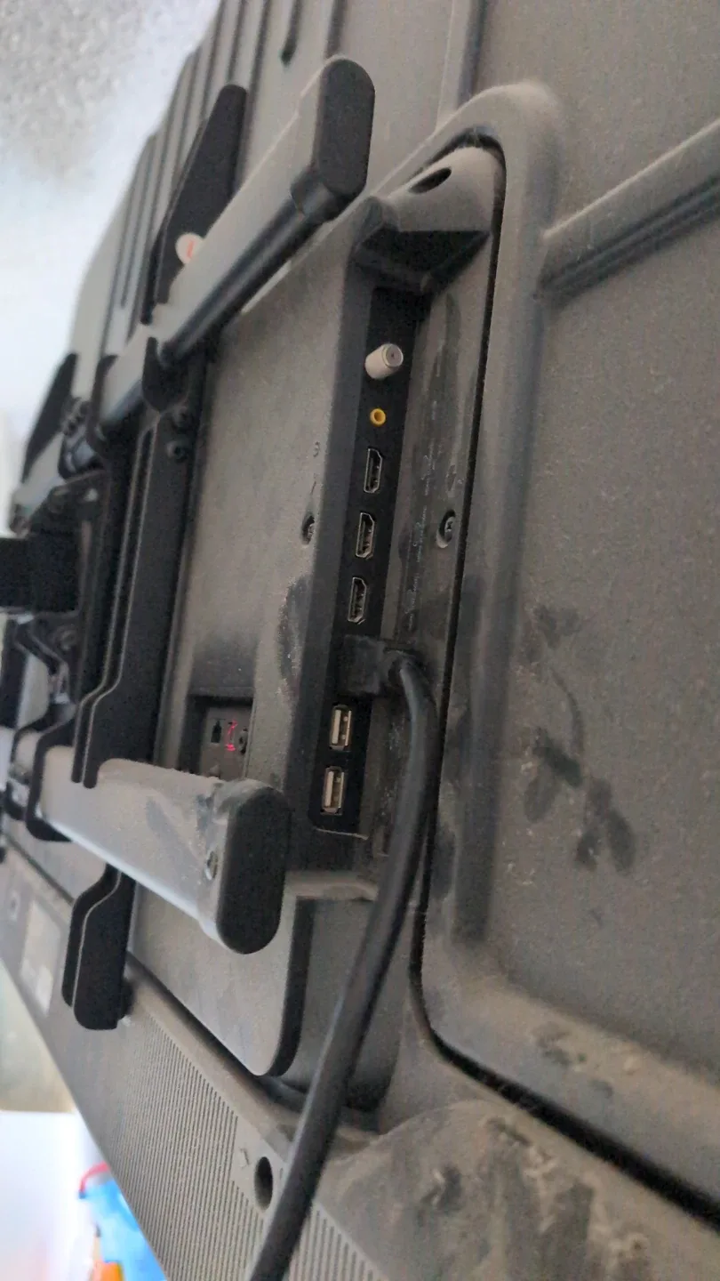 Hisense 65A68G 65" LED LCD TV image indicator(4)