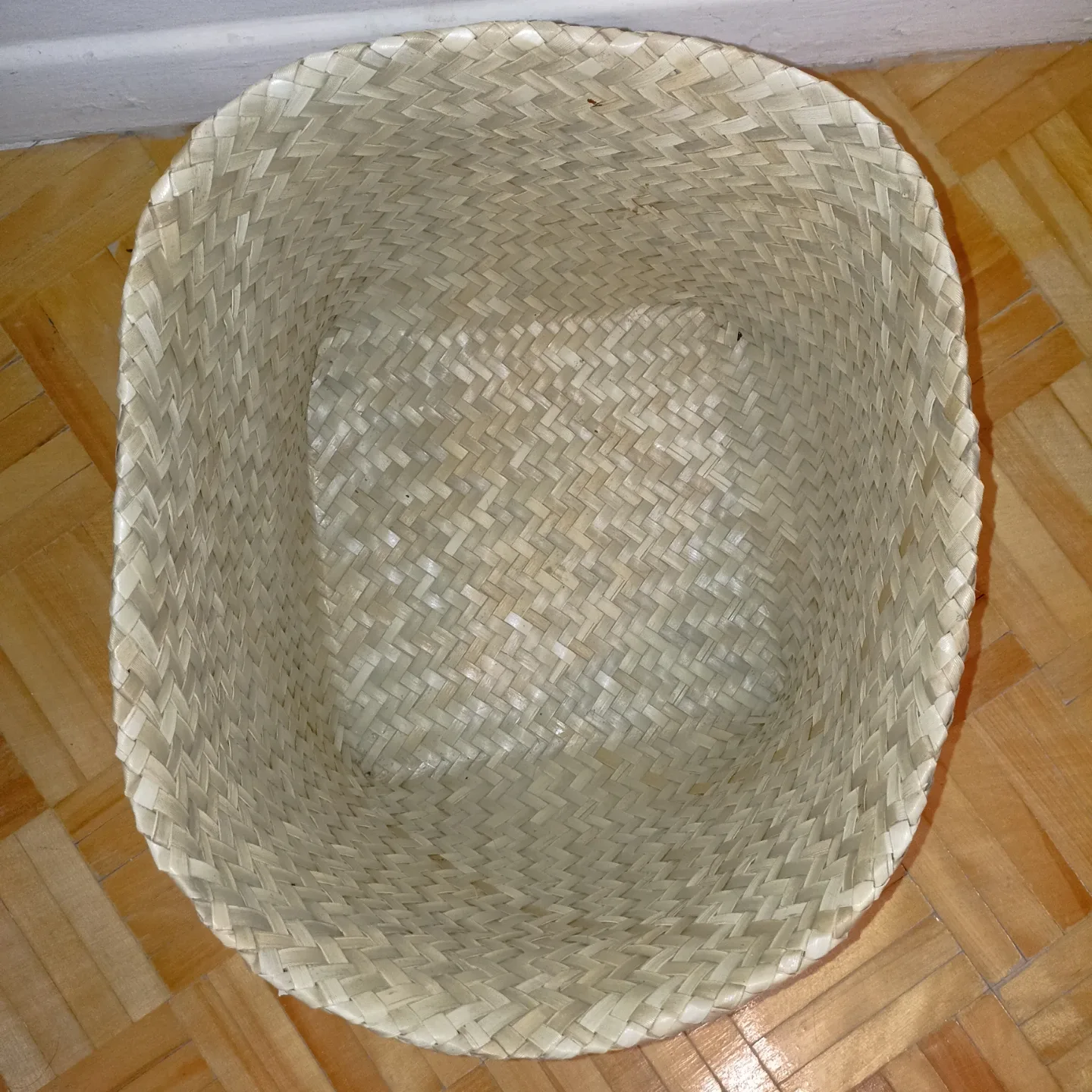 ❤‍🔥Moving Sale❤‍🔥2 Woven Baskets image indicator(3)