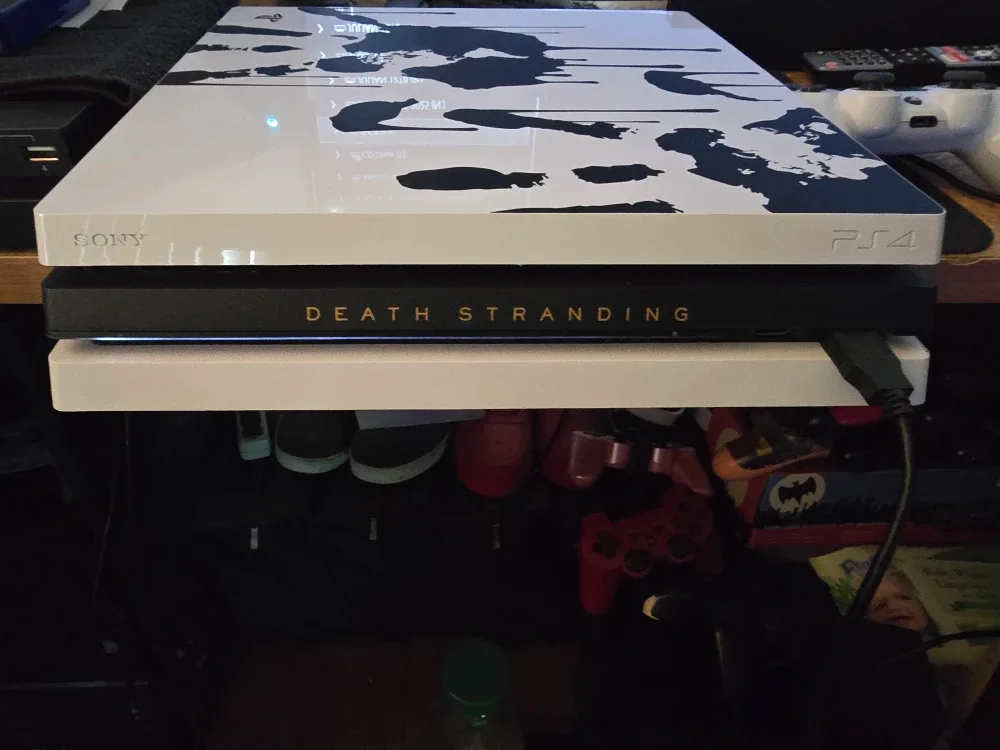Ps4 Pro Special Edition Death Stranding 1TB on CFW 11.00