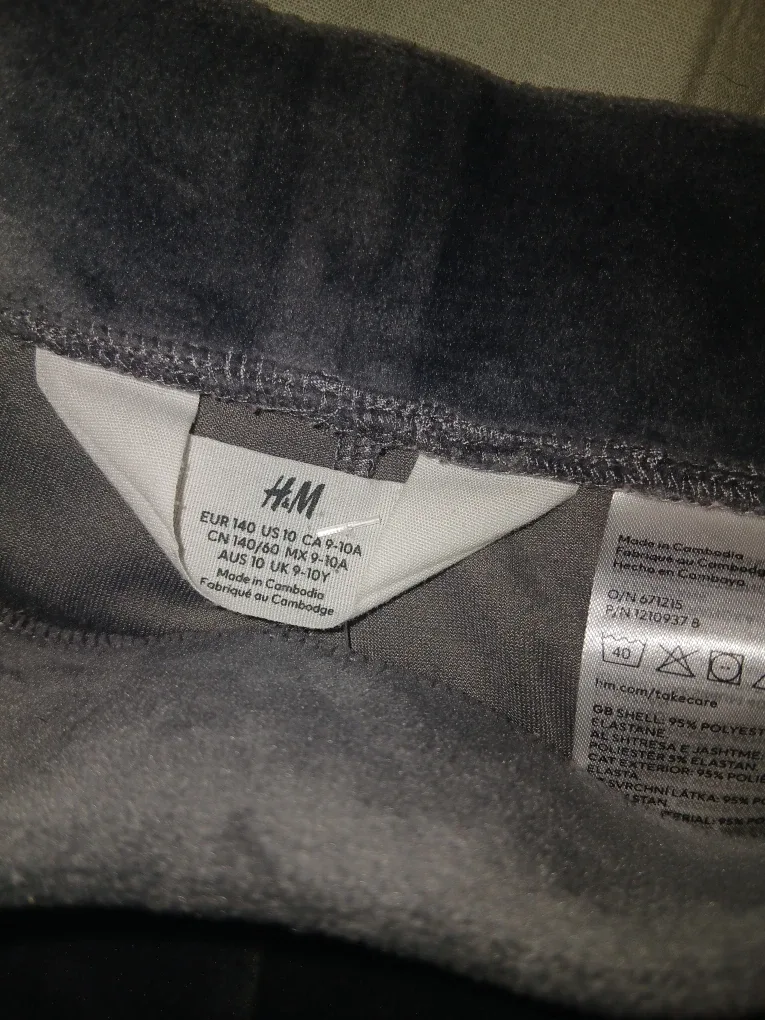H&M Girls' Grey Velvet Flare Pants - Size 9-10 image indicator(3)