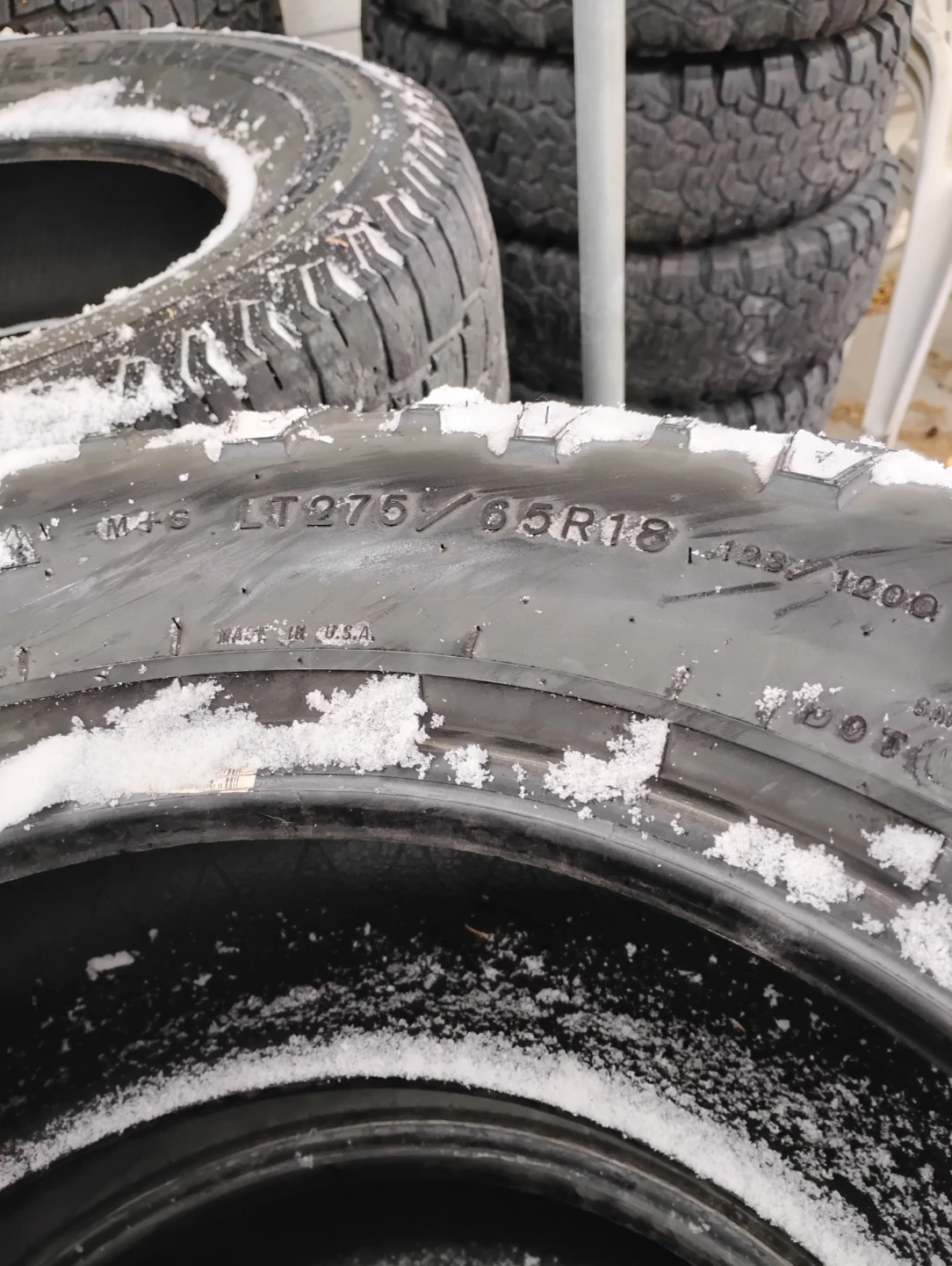 Set of 4 Goodyear Wrangler LT275/65R18 winter Tires - photo 4