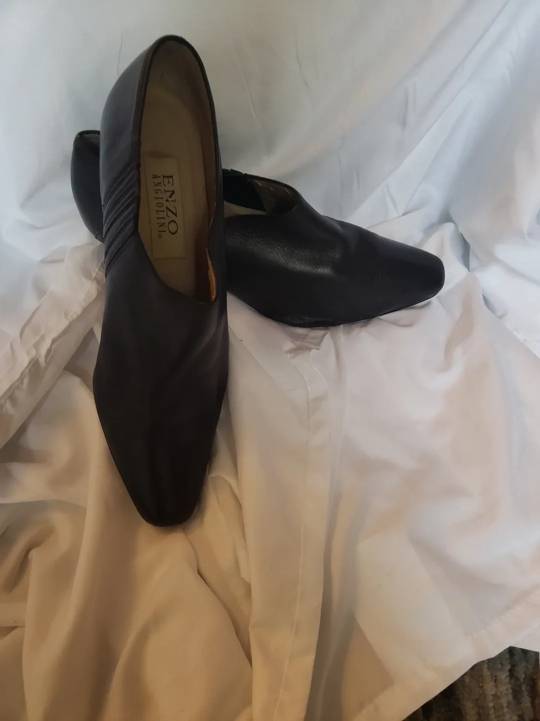 Enzo Angiolini Black Leather Heels thumbnail