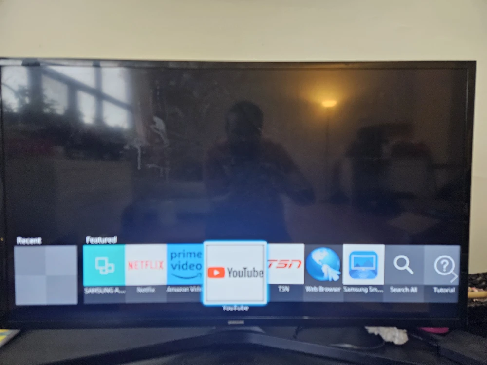 40 inch Samsung Smart TV - photo 4