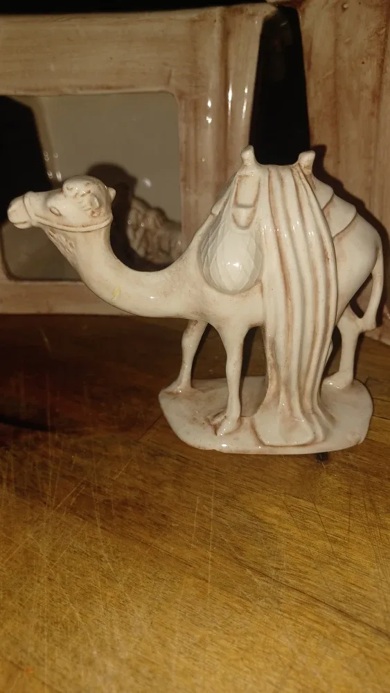 Vintage Nativity Set Figurines image indicator(7)