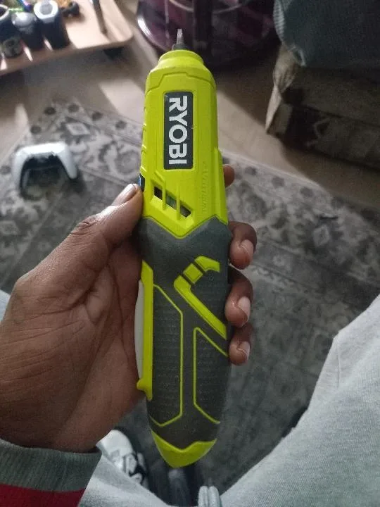 4V LITHIUM+ Screwdriver thumbnail