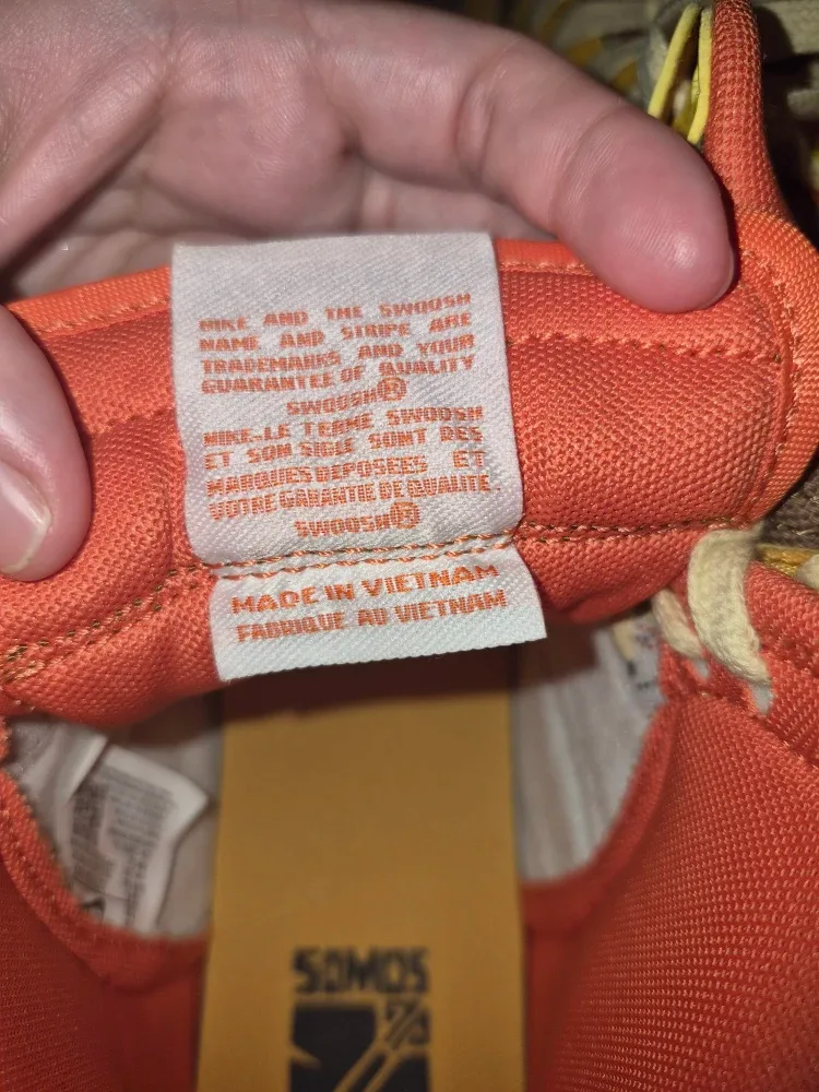 Nike Dunk Hi PRM 'Somos' Size 10 image indicator(10)