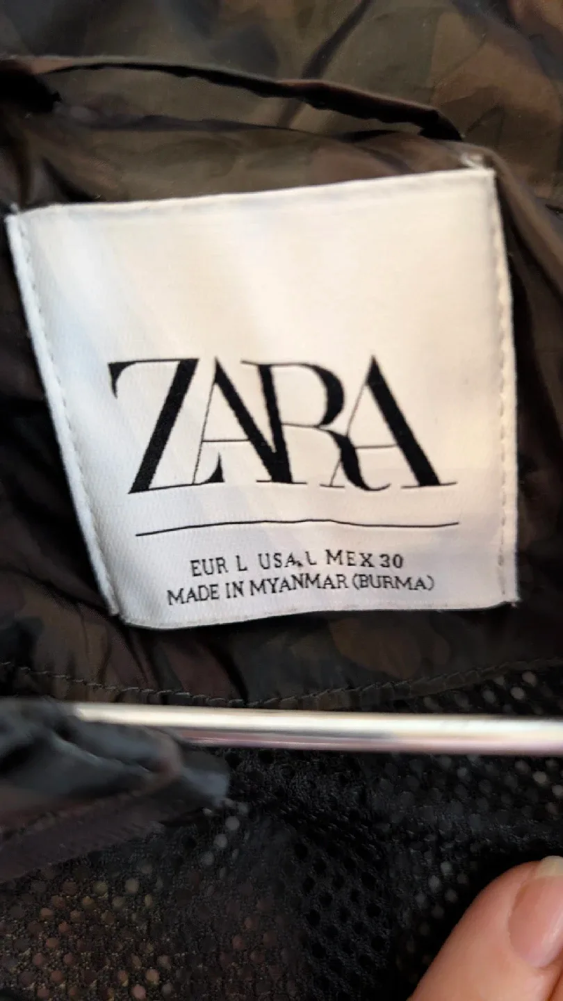 Zara Camo Print Lightweight Coat - Size L image indicator(3)