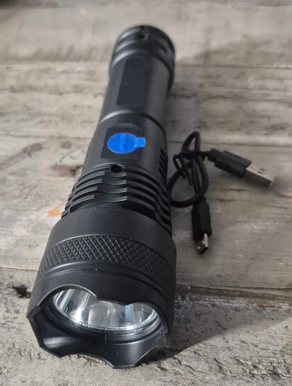 USB CHARGING FLASHLIGHT image indicator(2)